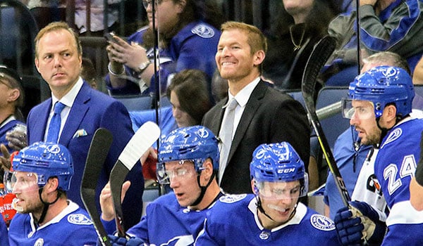 Halpern-Lightning-Coach_600x350